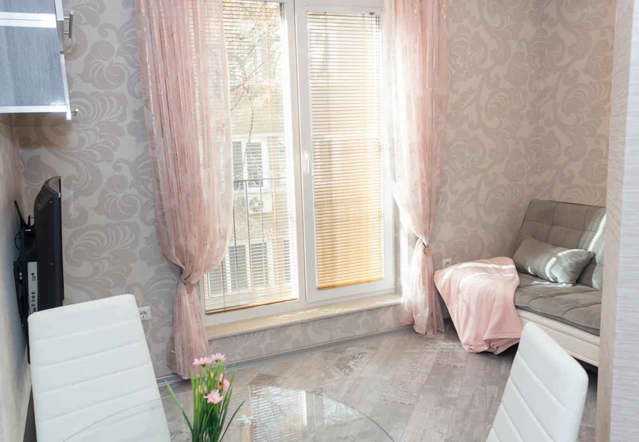 Acrylic & Pastel Apartments ヴァルナ エクステリア 写真