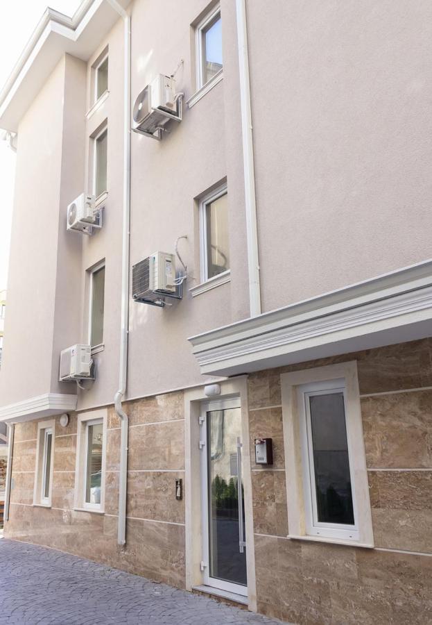Acrylic & Pastel Apartments ヴァルナ エクステリア 写真