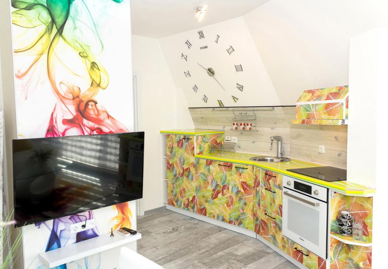 Acrylic & Pastel Apartments ヴァルナ エクステリア 写真