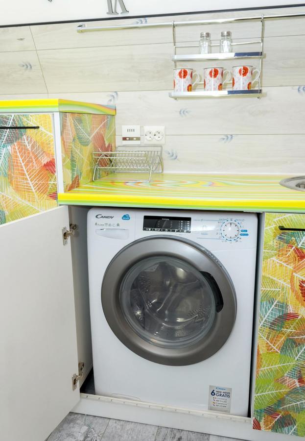 Acrylic & Pastel Apartments ヴァルナ エクステリア 写真